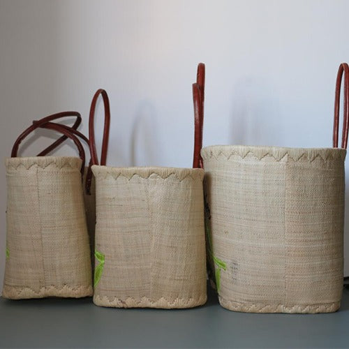 Panier double broderie motif ile de la Réunion